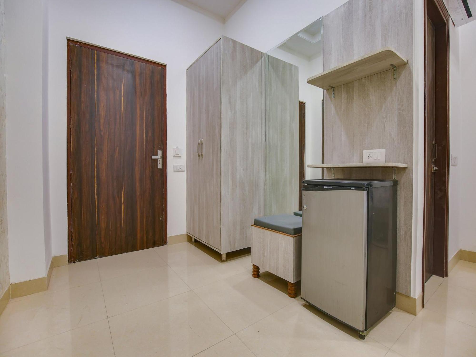 Hotel O Baran Classic Ludhijána Kültér fotó
