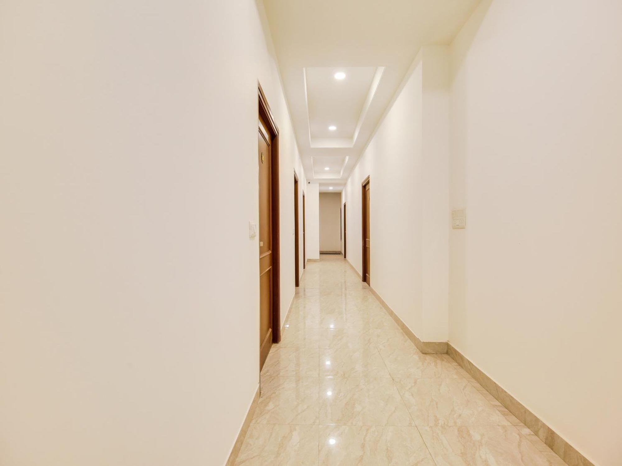 Hotel O Baran Classic Ludhijána Kültér fotó
