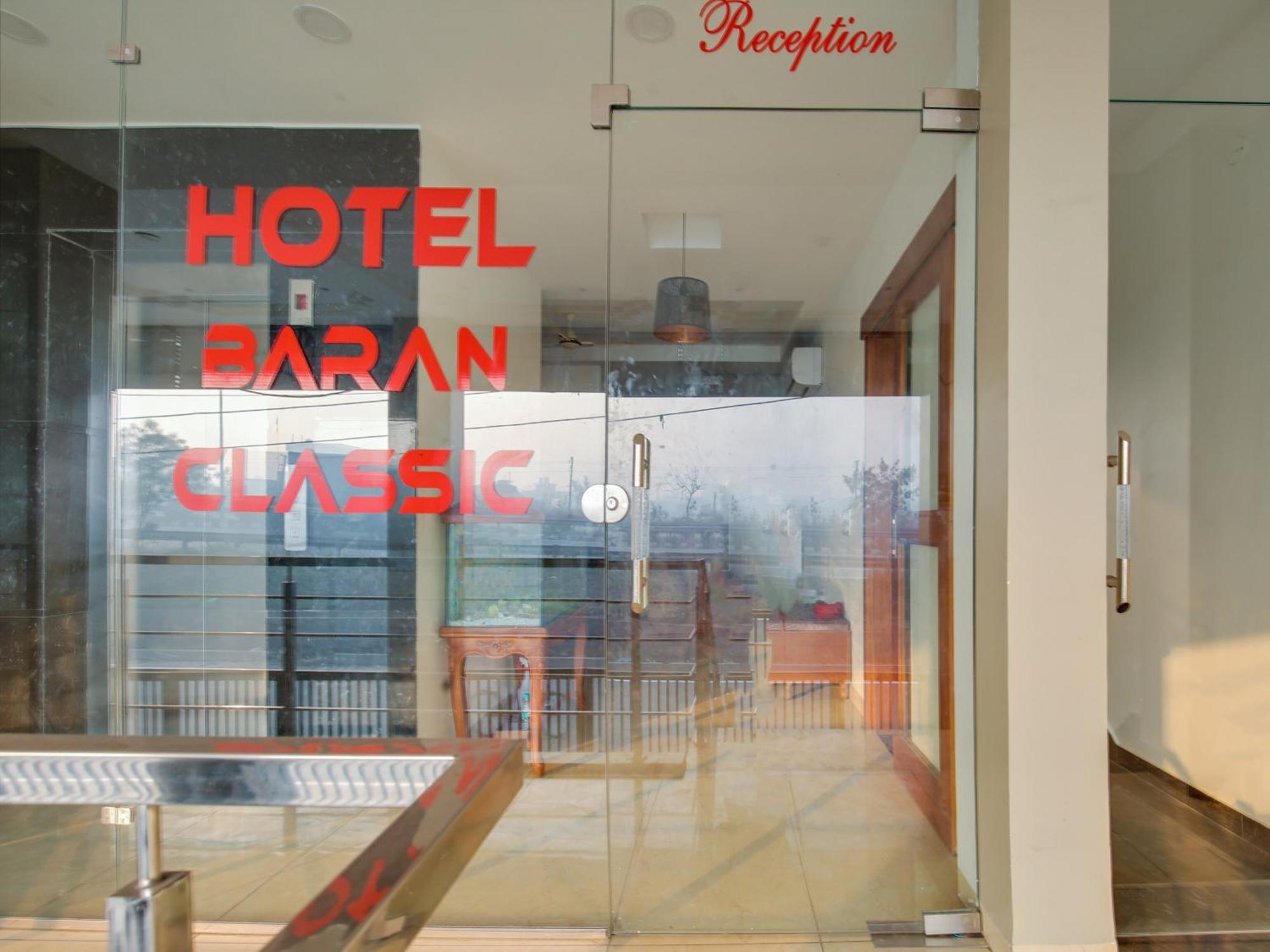 Hotel O Baran Classic Ludhijána Kültér fotó