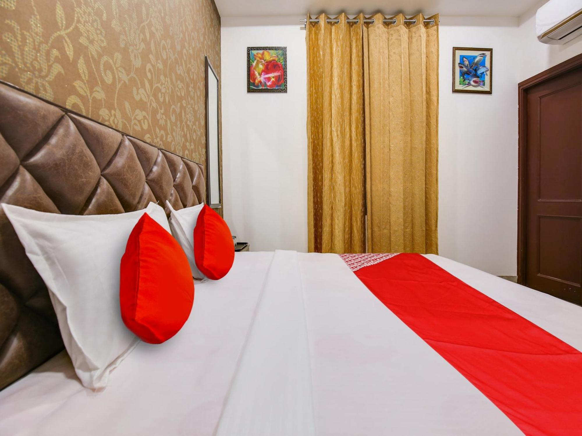 Hotel O Baran Classic Ludhijána Kültér fotó